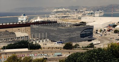 Los centros de datos secan el puerto de Marsella: “Consumen enormes cantidades de electricidad”