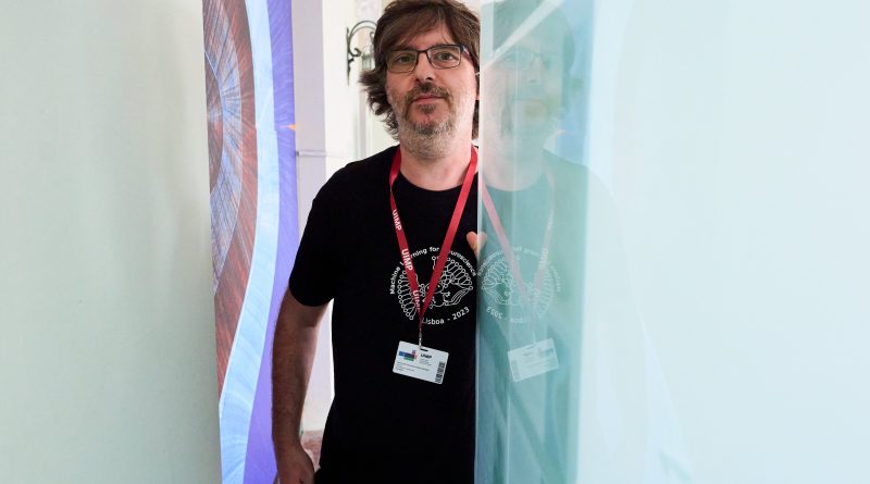 Gonzalo de Polavieja, neurocientífico: “Tendemos a seguir a unos pocos que toman decisiones claras, tanto peces cebra como humanos”