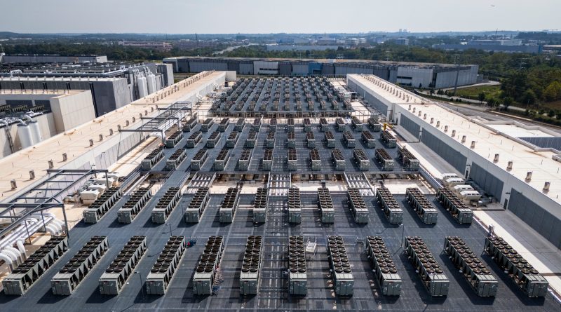 Un informe de la ONU pide una moratoria en la construcción de centros de datos: “Nos hemos embarcado en un suicidio anunciado” Un informe de la ONU pide una moratoria en la construcción de centros de datos: “Nos hemos embarcado en un suicidio anunciado”