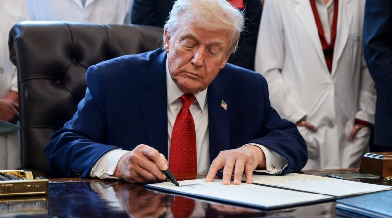 Trump retrasa hasta 2028 el regreso de astronautas a la Luna, tras haber tenido a la NASA un año sin líder