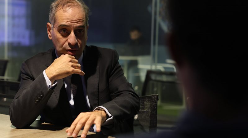 Héctor Izquierdo, comisionado para la reconstrucción tras el volcán: “El objetivo es que el 6% del PIB de La Palma provenga de la ciencia”