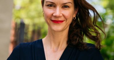 Emily Goligoski, investigadora: “Tengo reglas sobre el uso de dispositivos en clase. ¿Cómo competir contra la dopamina mientras doy algo de teoría?”