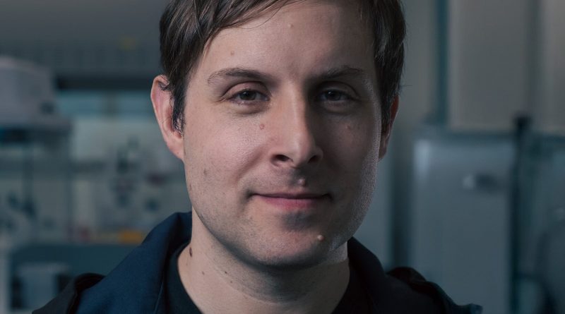 Max Hodak: “Los pacientes pasan de estar casi ciegos a poder leer cada letra y hacer crucigramas”