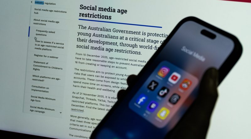 Dudas, bromas y trucos virales en Australia al apagar las redes a los menores: “Es la ocasión de desengancharse” Dudas, bromas y trucos virales en Australia al apagar las redes a los menores: “Es la ocasión de desengancharse”