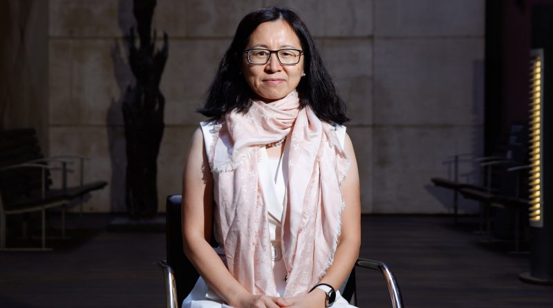 ¿Y si la regla fuera cada tres meses? Hongmei Wang, la bióloga china que investiga cómo ampliar la vida fértil ante el colapso demográfico